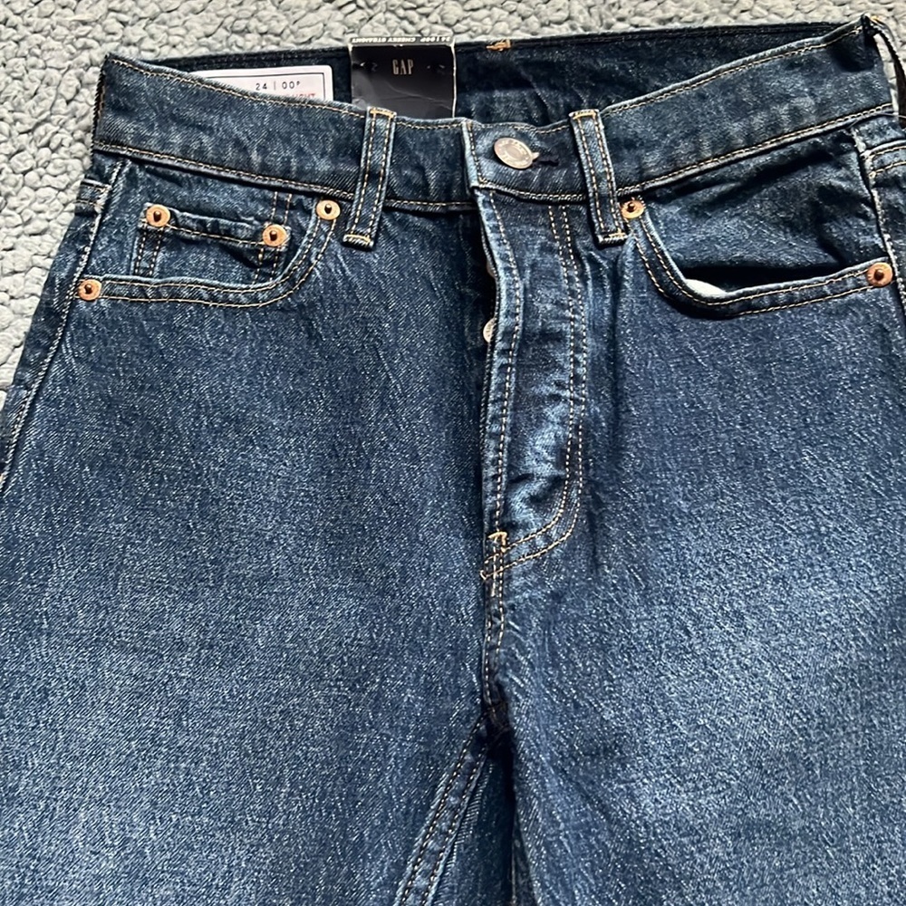 GAP High Rise Cheeky Straight Jeans - Picture 4 of 6